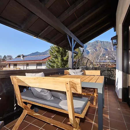 Alpen-retreat - Piste, Balkon Und Alpspitzblick * Garmisch-Partenkirchen