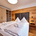 Alpen-Retreat - Piste, Balkon Und Alpspitzblick